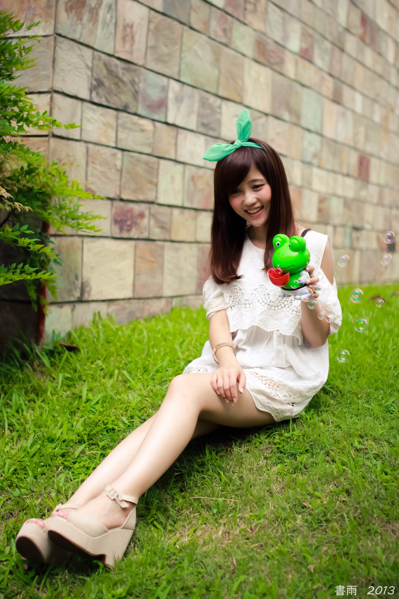 [Beautyleg番外篇]2013-09-14 敏敏国美馆外拍 1